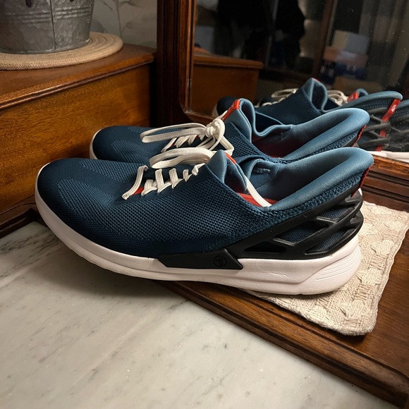 KIZIK Classic Athens Hands Free Slip On Sneakers Deep Sea Blue Men's‎ Size 10.5 - Picture 4 of 6